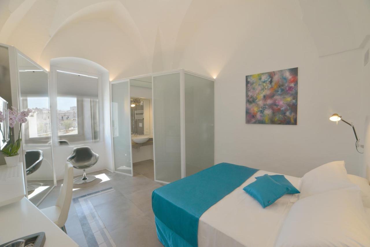 Sunshine Luxury Rooms 奥斯图尼 外观 照片